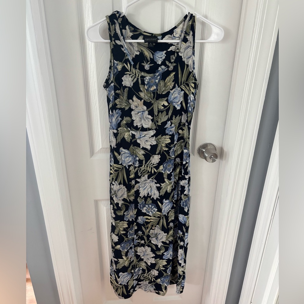 Karen Kane | Flowered Dress